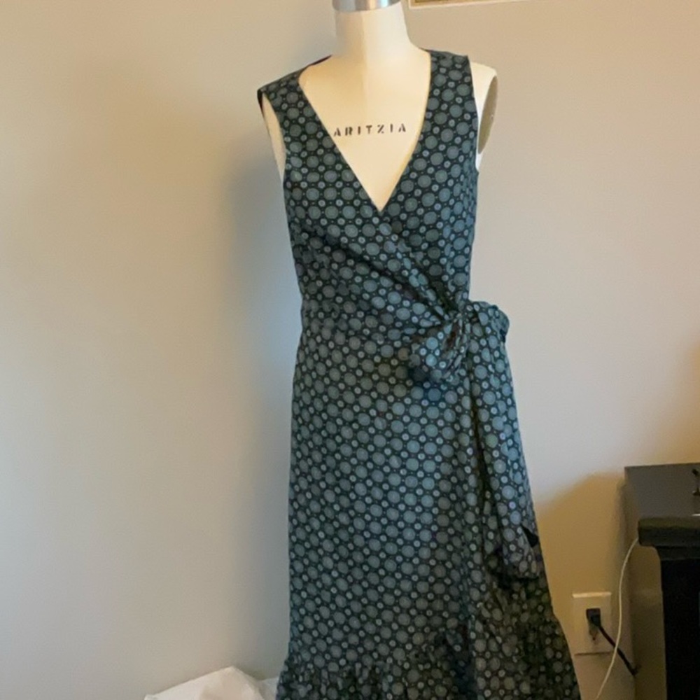 Tory Burch Black Label Tag Detail - Picture 2 of 12